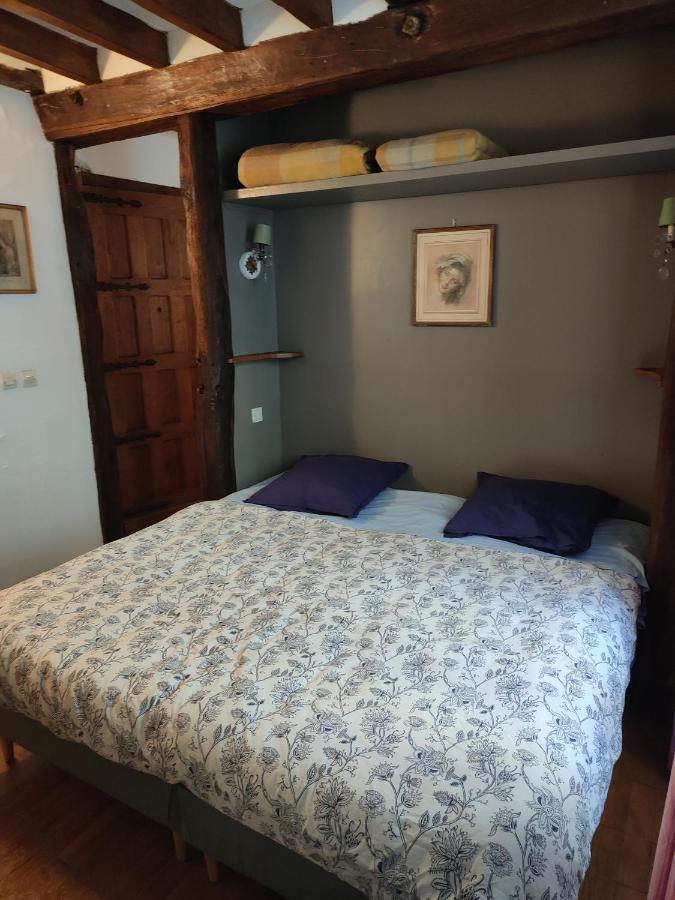 Studio Apartment Rouen Bagian luar foto
